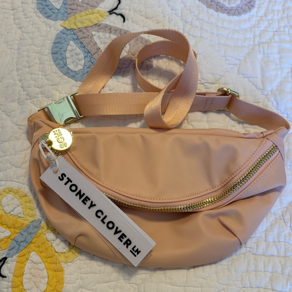 Stoney clover Fanny pack